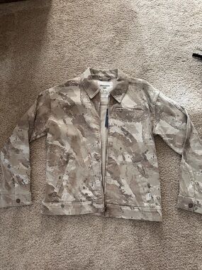 NWT Kids Abercrombie & Fitch Neutral Camo Zip-Up Jacket